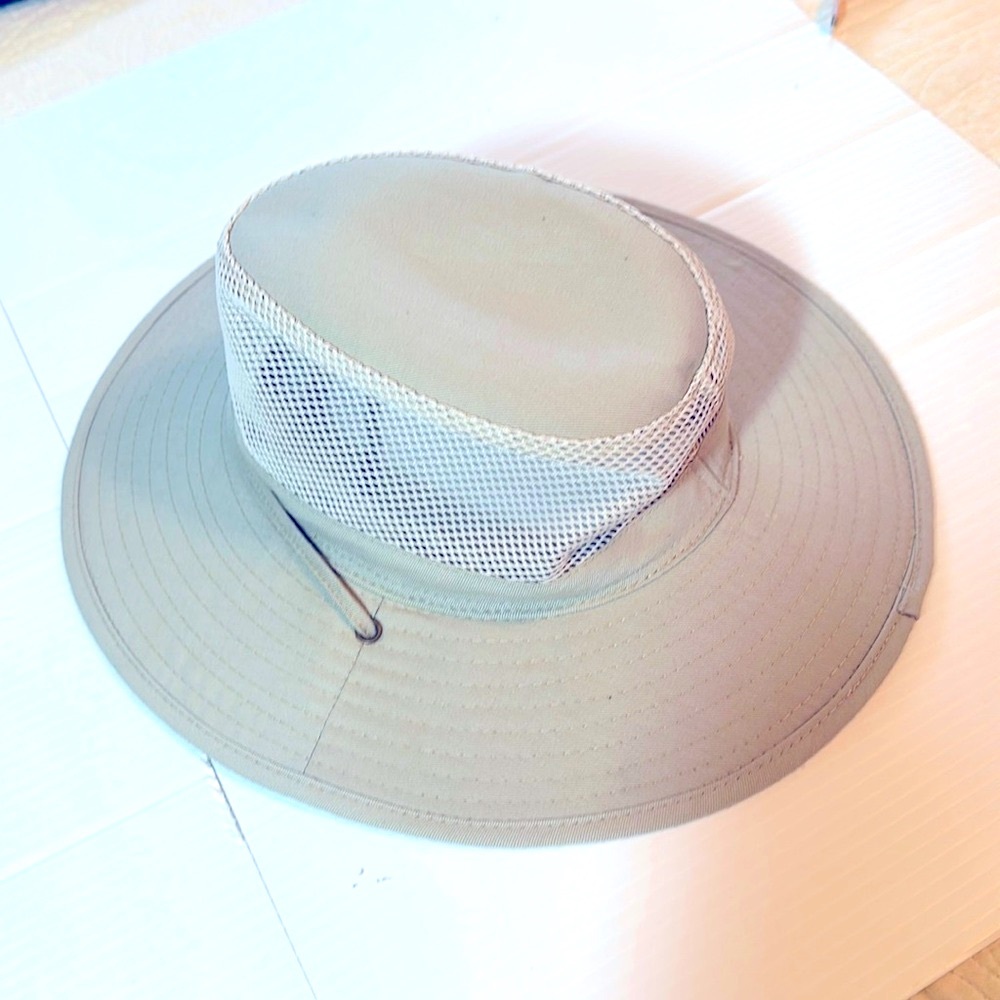 NWOT MAD-HATTER Wide Brim Ventilating Mesh Hat - Picture 7 of 9